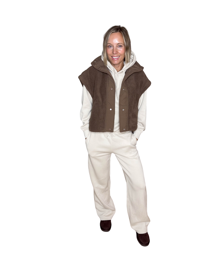 Roxannie Sherpa Vest- ESPRESSO