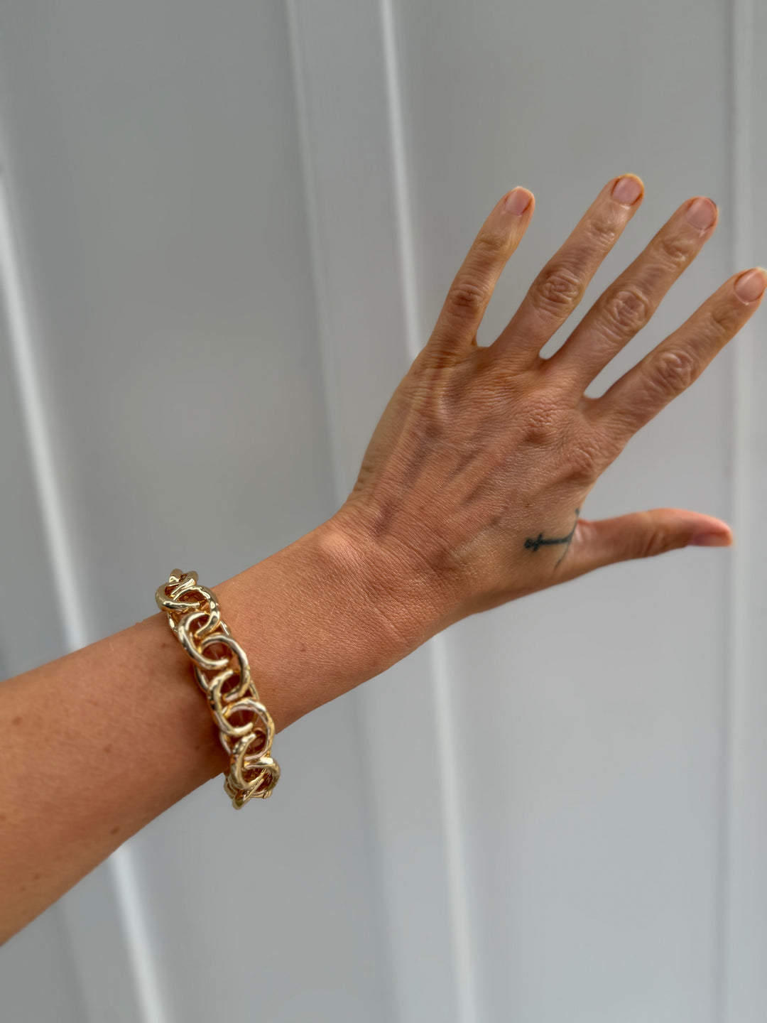 Tiva Link Chain Stretch Bracelet- GOLD