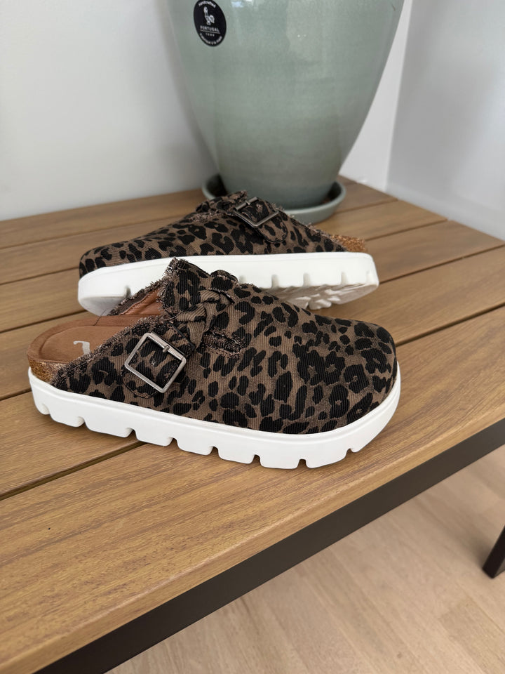 Cassie Comfort Clog- LEOPARD