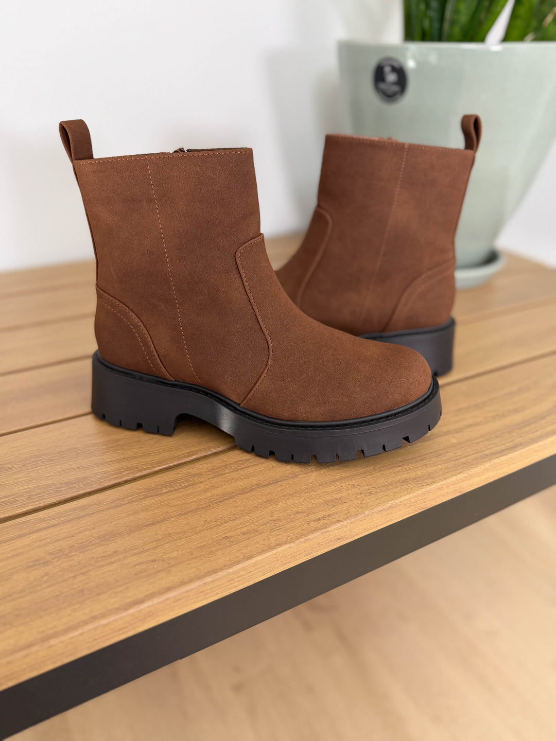 Irwin Boot- BROWN
