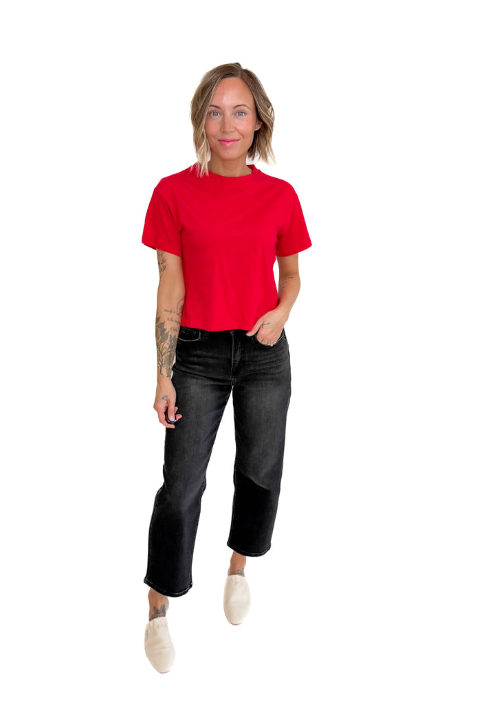 Nova Crew Neck Cropped T-Shirt- RUBY