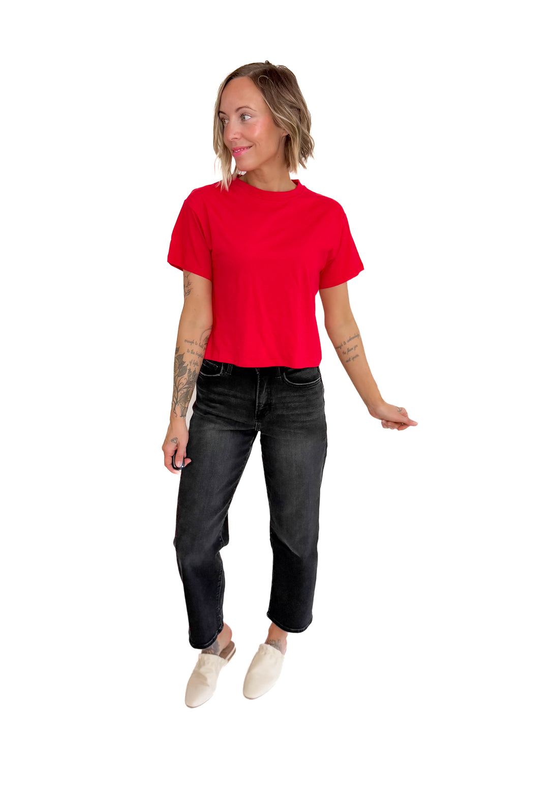 Nova Crew Neck Cropped T-Shirt- RUBY