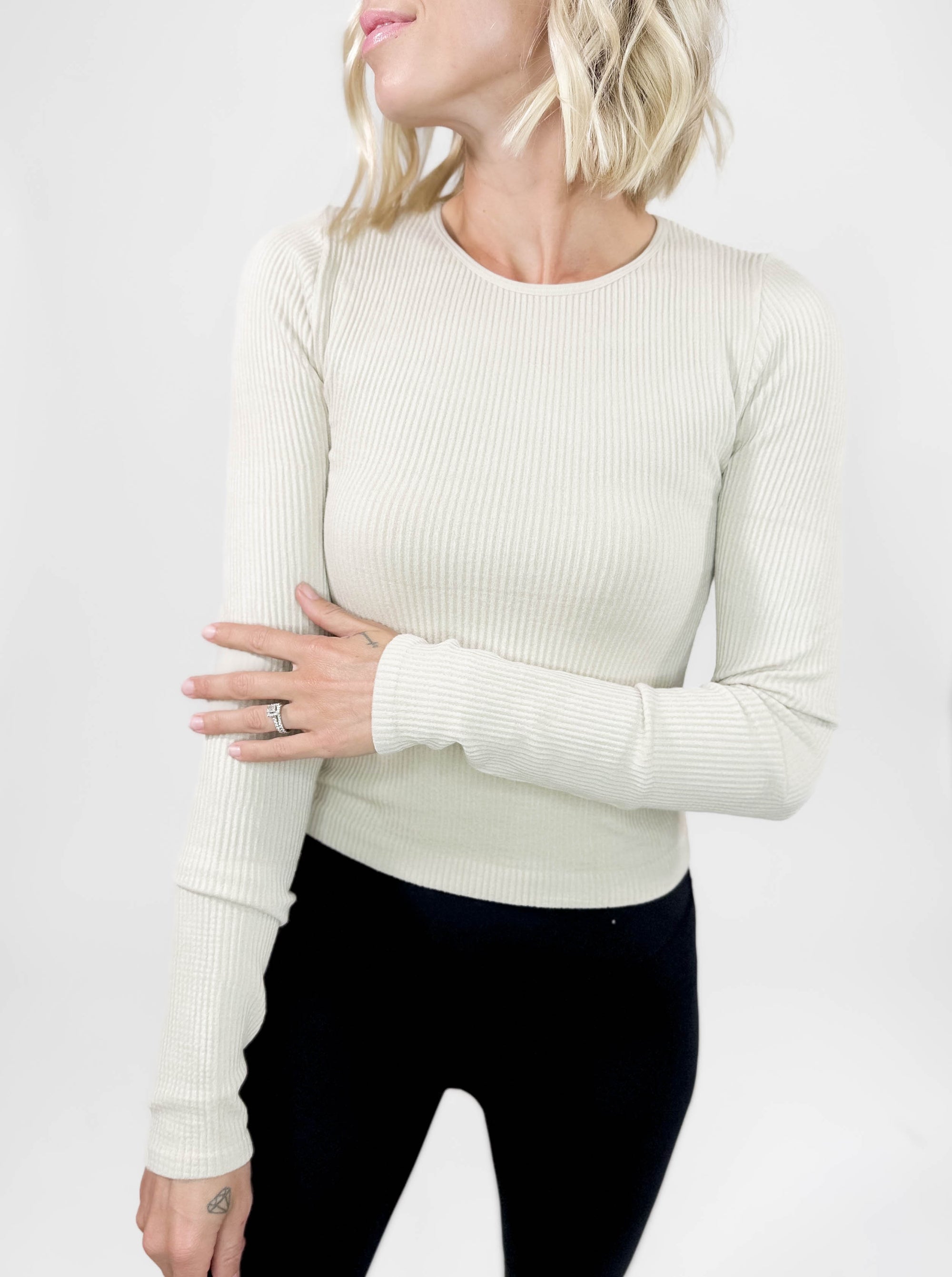 MONO B Calista Seamless Ribbed Long Sleeve- OAT MILK