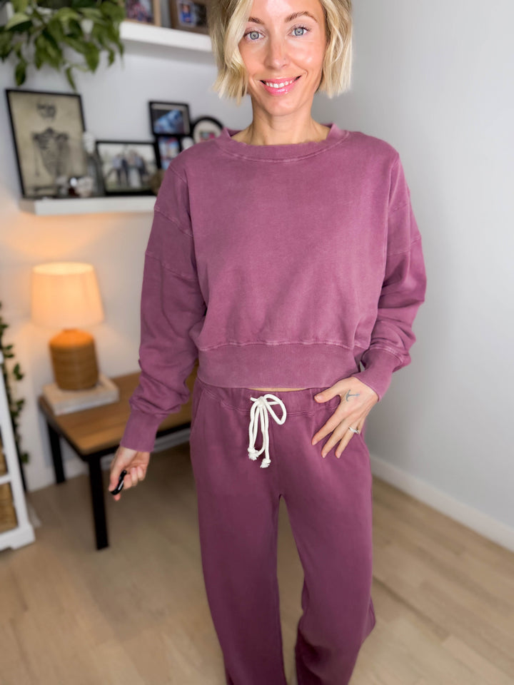 MONO B Sophia Salt Wash Cotton Cropped Sweatshirt- ROSEWOOD