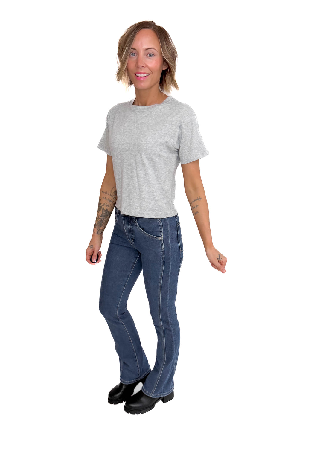 Nova Crew Neck Cropped T-Shirt- HEATHER GREY