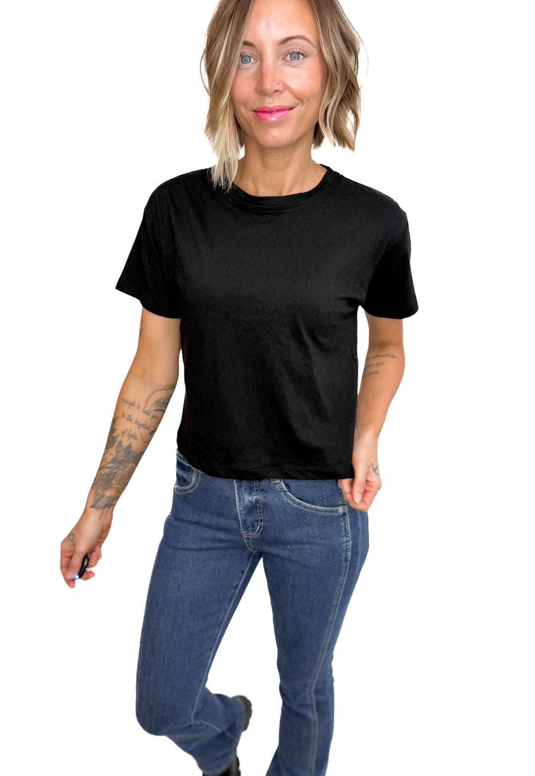Nova Crew Neck Cropped T-Shirt- BLACK