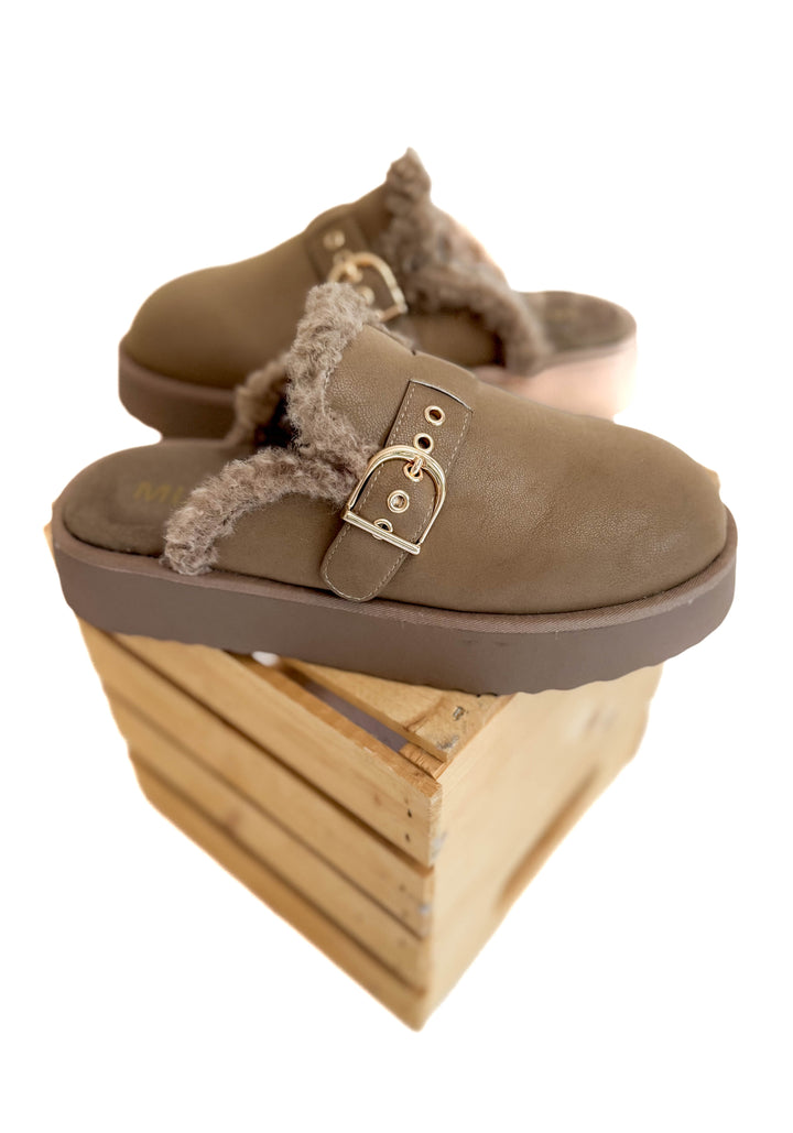 Sugary Sherpa Lined Clog- TAUPE GRAY