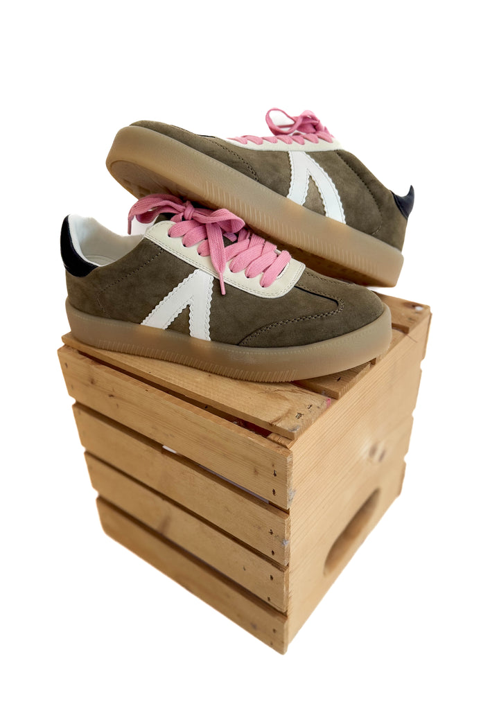 Axel Classic Sneaker- KHAKI MULTI