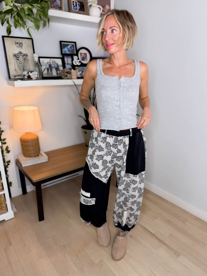 Wildflower Knit Pants- BLACK MULTI