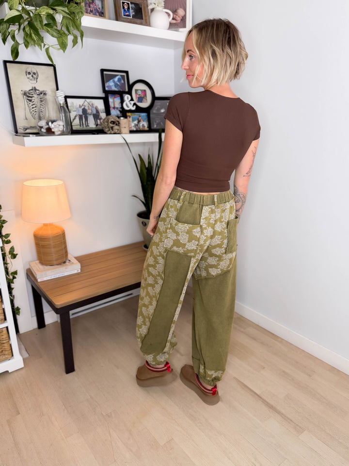 Wildflower Knit Pants- OLIVE MULTI