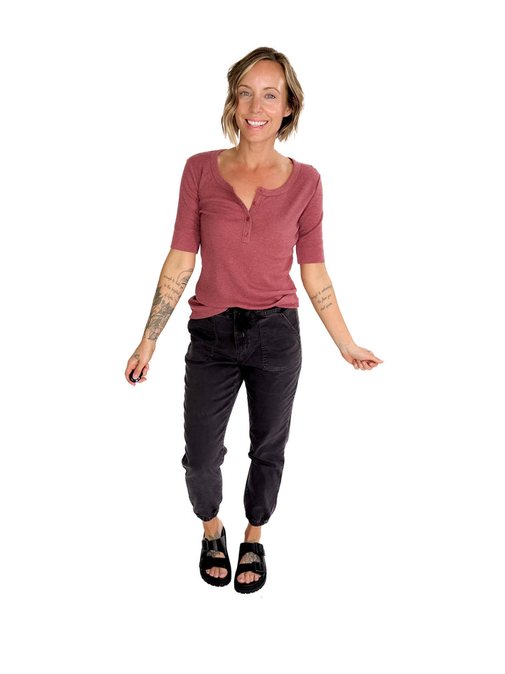 Melissa Ribbed 1/2 Sleeve Henley Top- HEATHER BURGUNDY