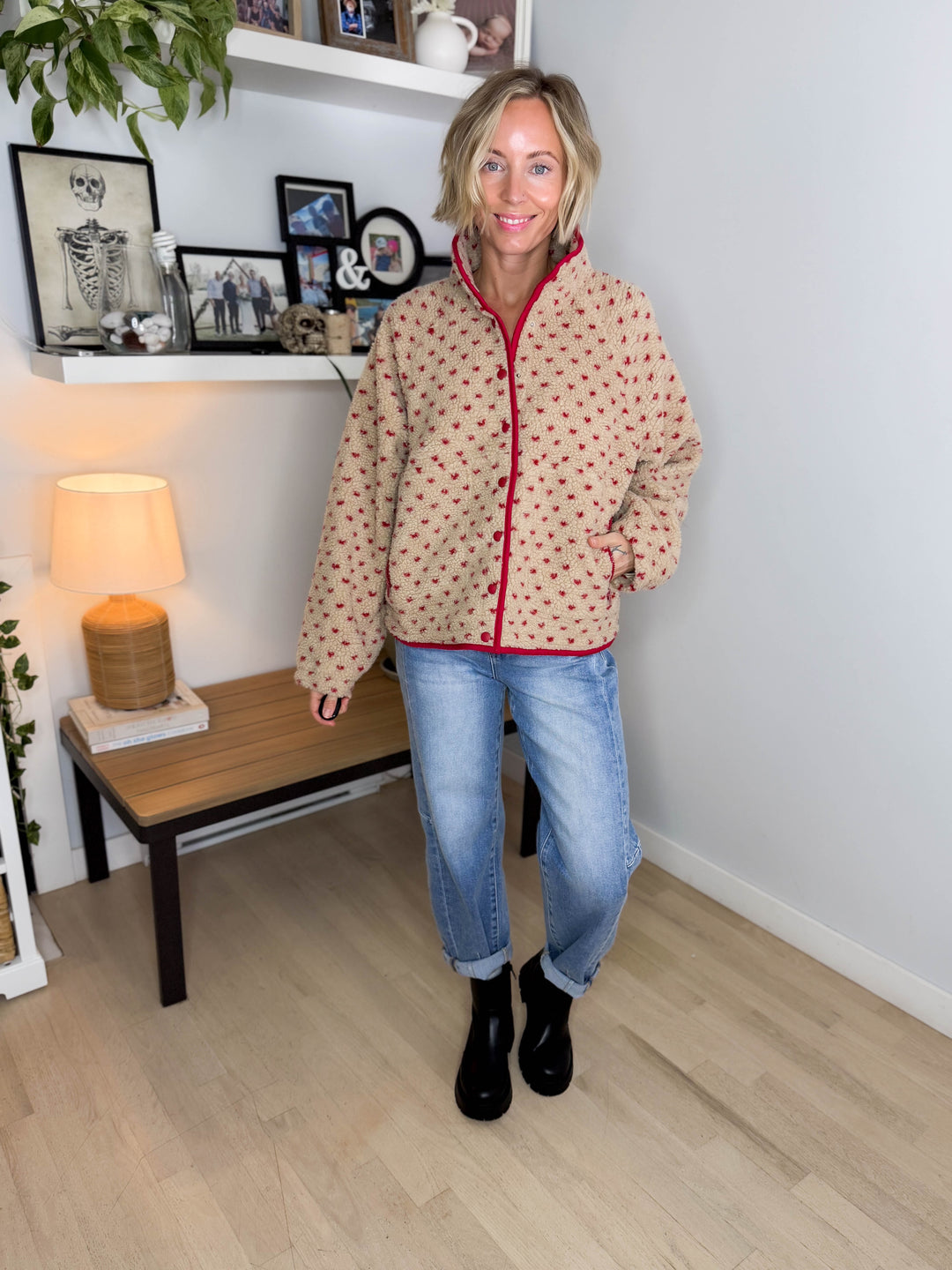 Tia Fleece Jacket- TAUPE/RED