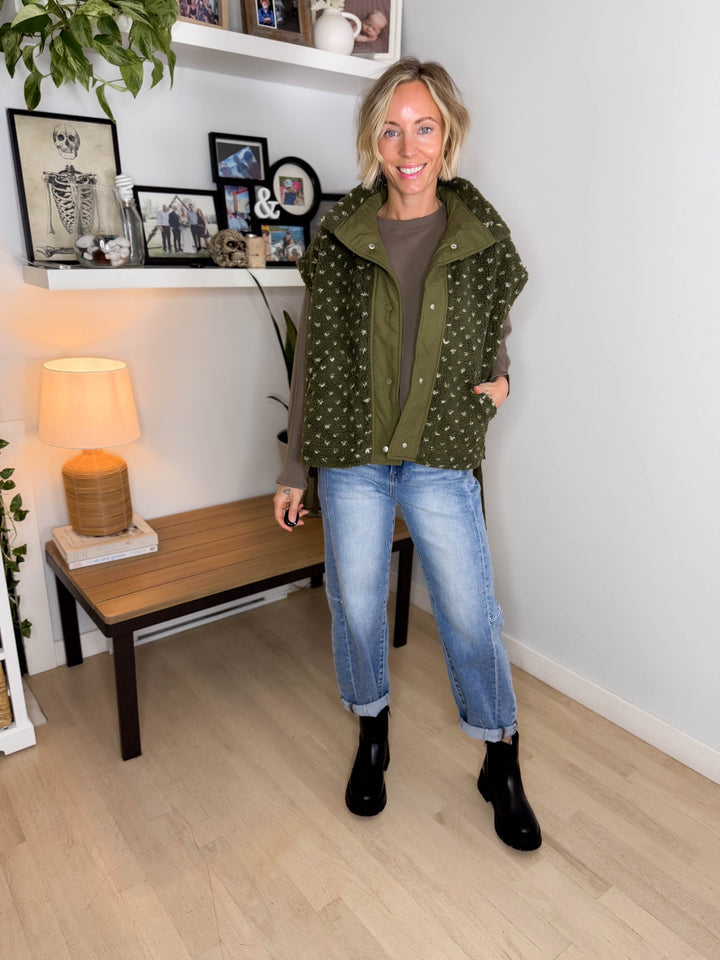 Mossy Creek Sherpa Vest- DARK OLIVE