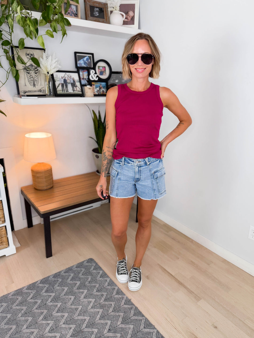 VERVET Madigan Boyfriend Cargo Shorts- MEDIUM WASH