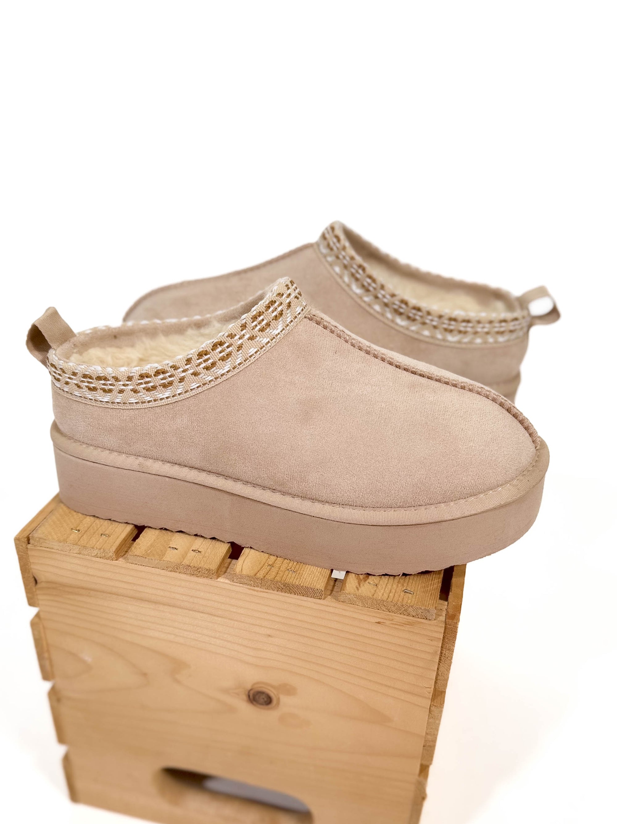 Cozy Company Slip On- OATMEAL