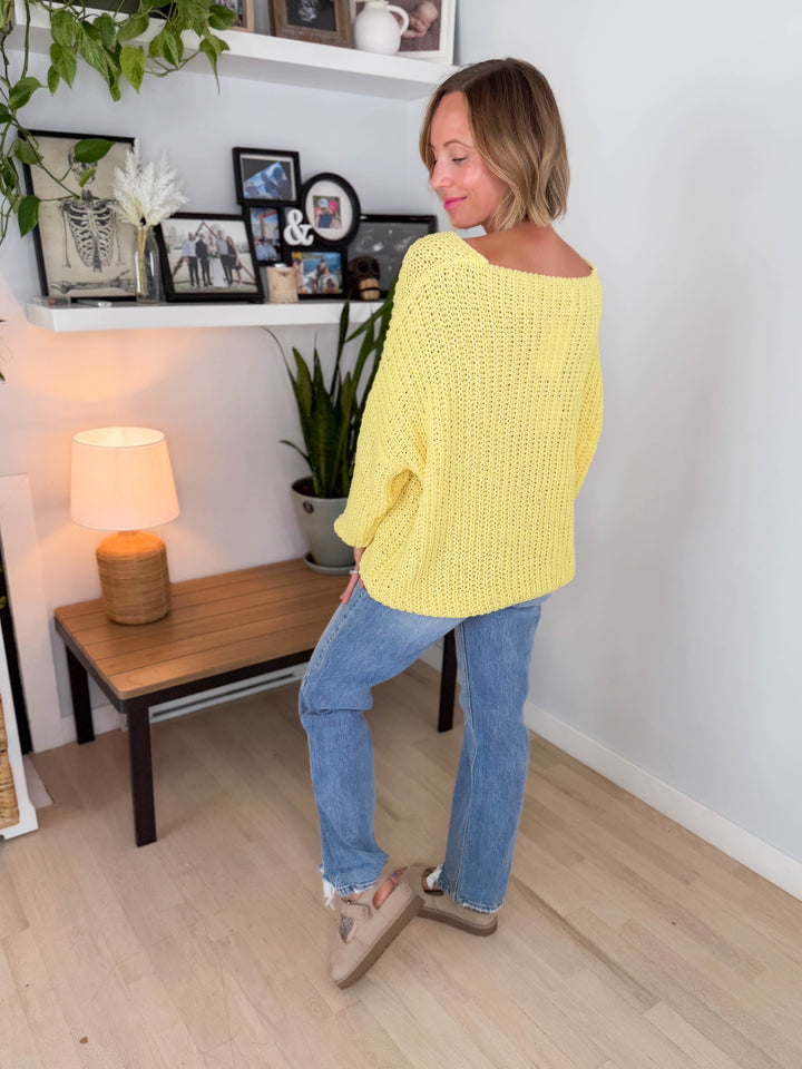 Cormella V-Neck Oversized Cable Knit Sweater- YELLOW