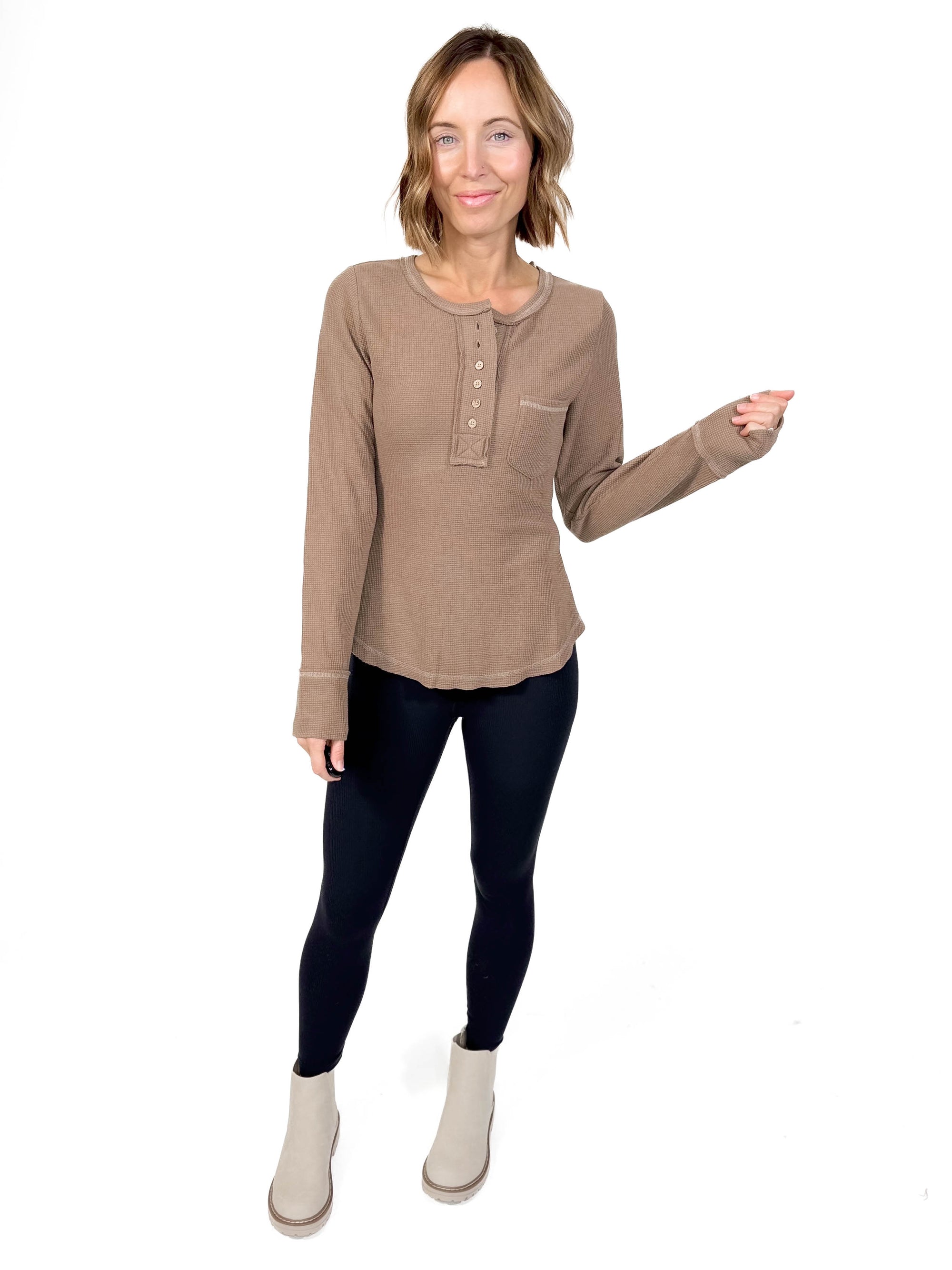 Eastyn Waffle Henley- MOCHA