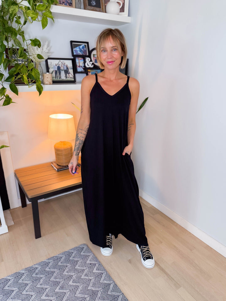 Lainey Stretch Cotton Maxi Dress- BLACK