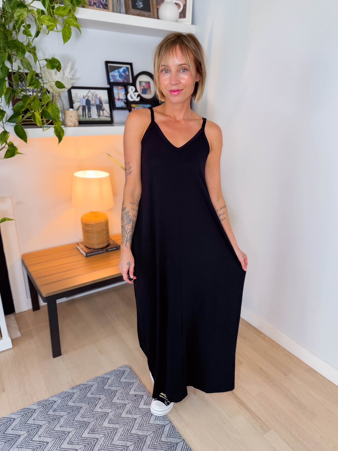 Lainey Stretch Cotton Maxi Dress- BLACK