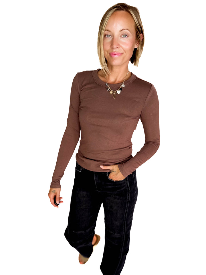 Samantha Round Neck- BROWN