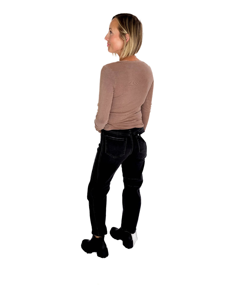 Jennifer Classic Ribbed Basic Long Sleeve- MOCHA