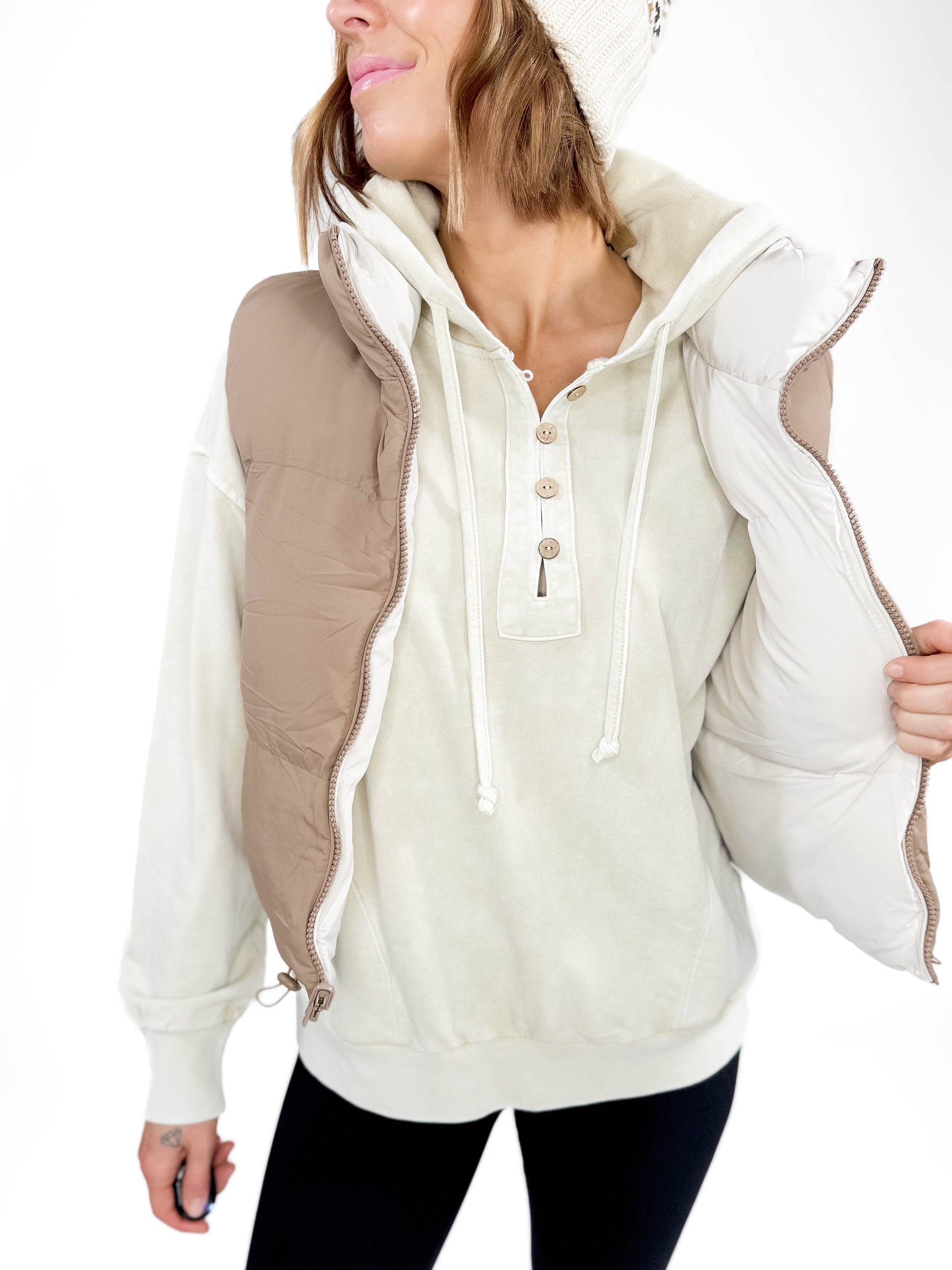 Cheyanne Crop Puffer Vest- LIGHT MOCHA/COOL BIEGE