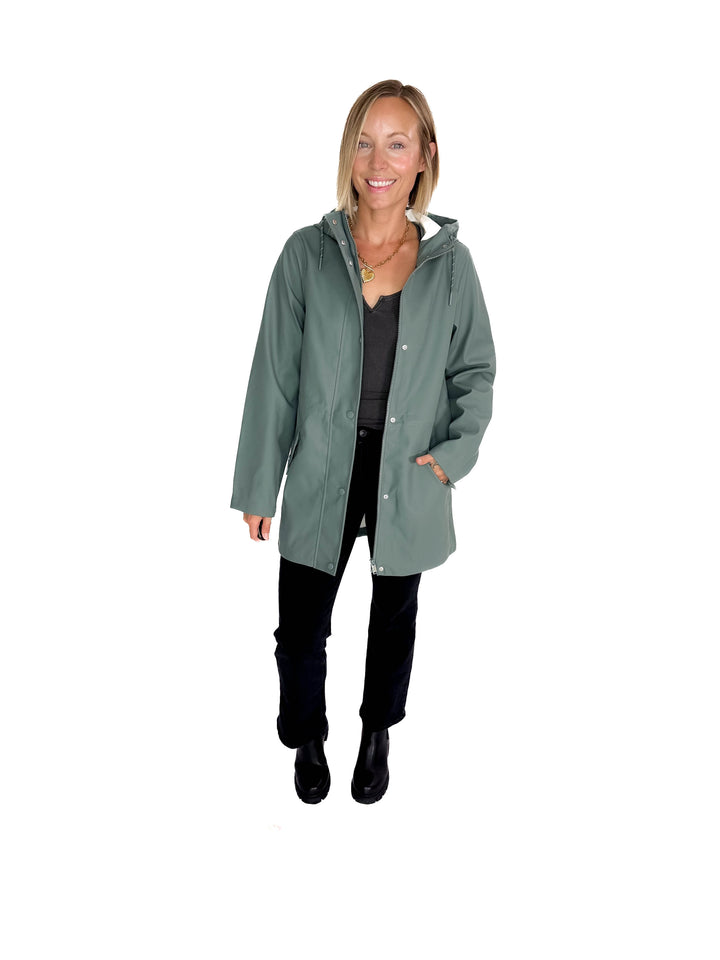 VERO MODA Sitka Rain Jacket- BALSAM GREEN