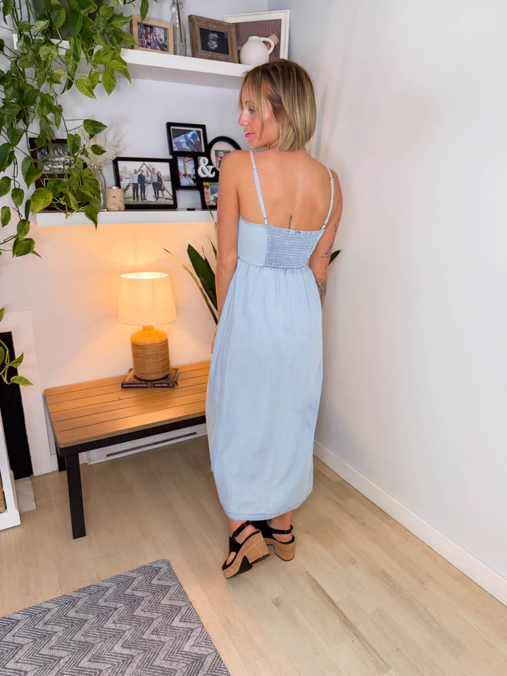 ONLY Charis Woven Dress- LIGHT BLUE DENIM