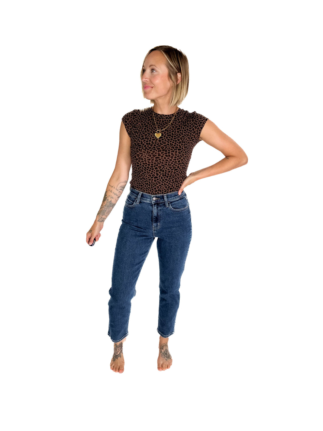 CELLO Yara High Rise Mom Jean- MED/DARK WASH
