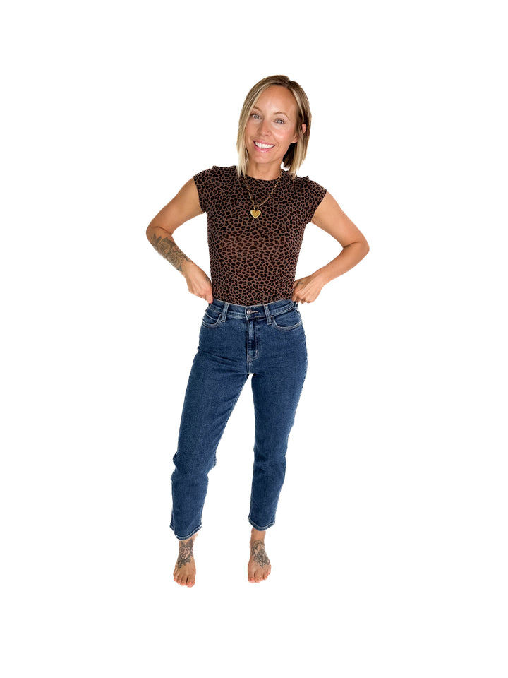 CELLO Yara High Rise Mom Jean- MED/DARK WASH