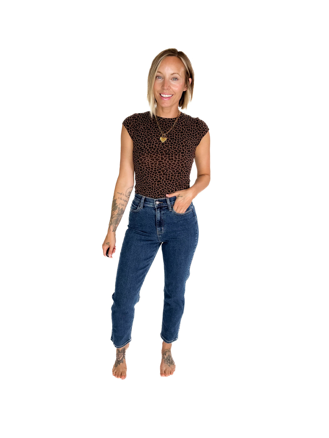 CELLO Yara High Rise Mom Jean- MED/DARK WASH