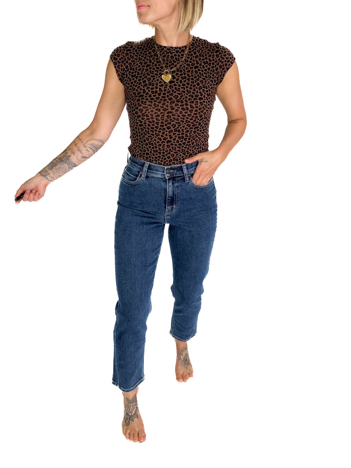 CELLO Yara High Rise Mom Jean- MED/DARK WASH