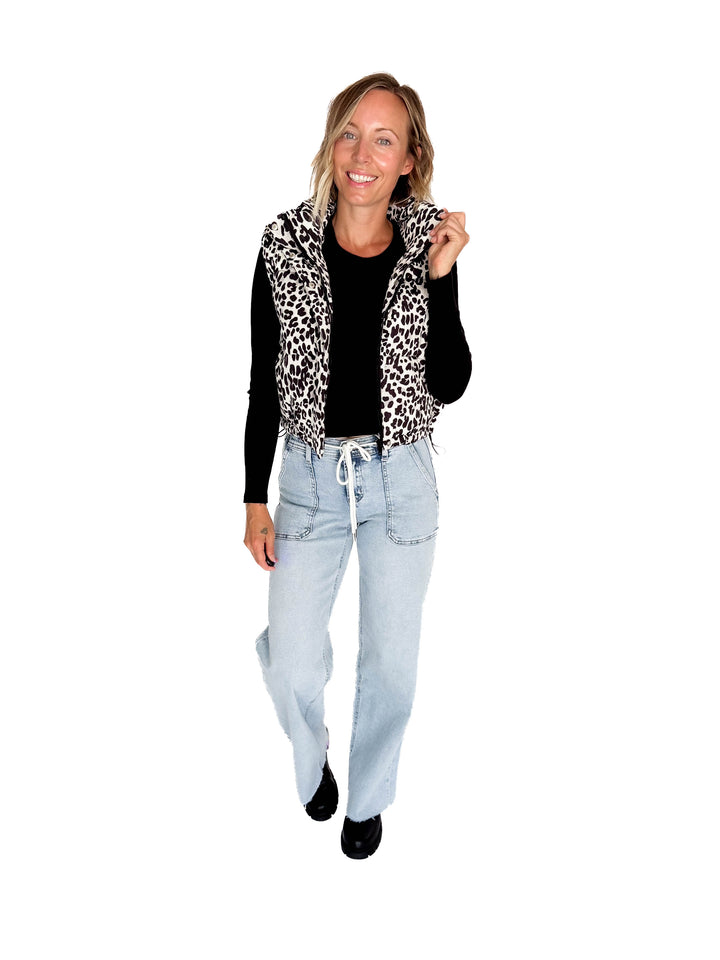 Blackcomb Vest- BLACK LEOPARD