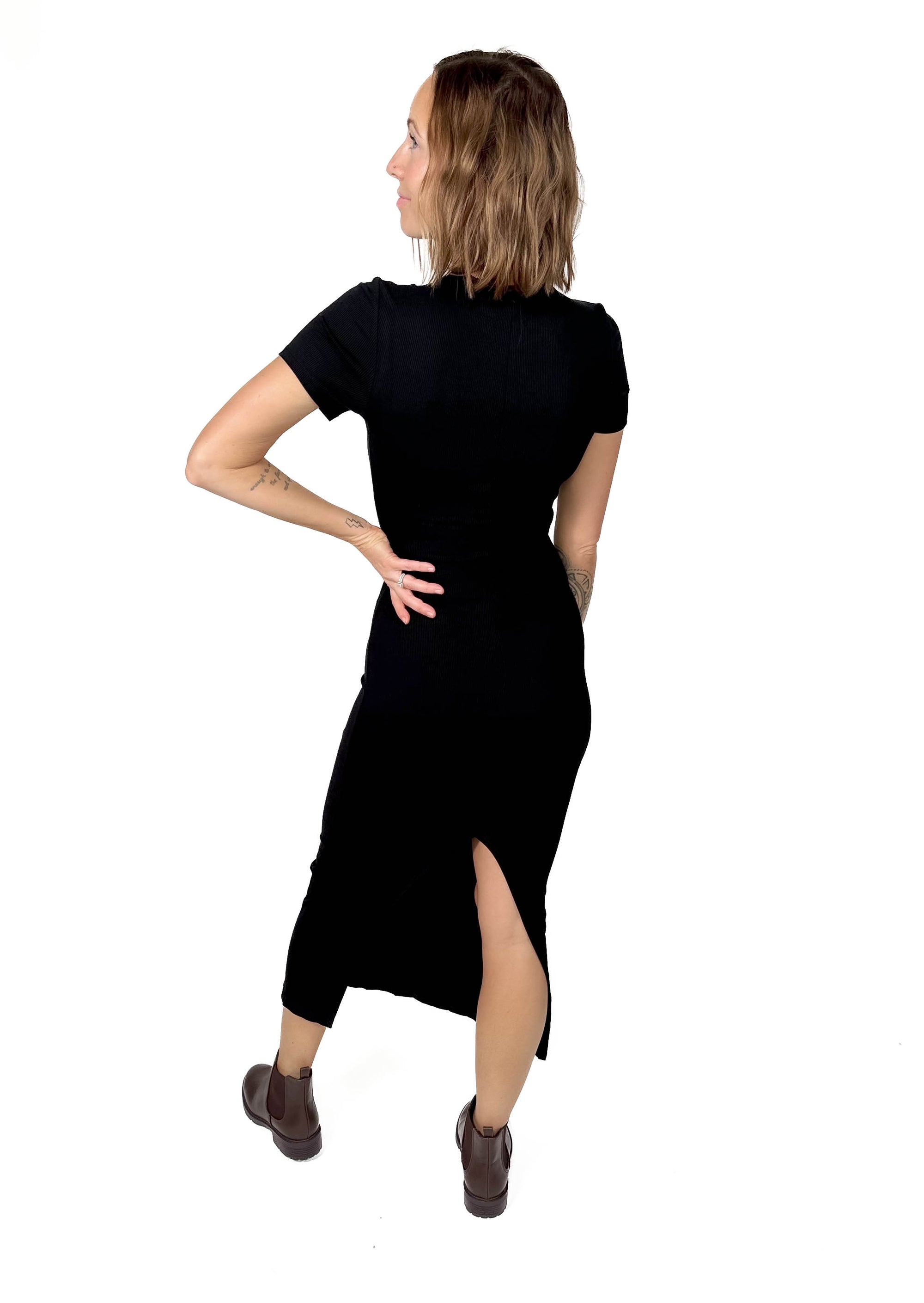 Merry Ribbed Midi Dress- BLACK