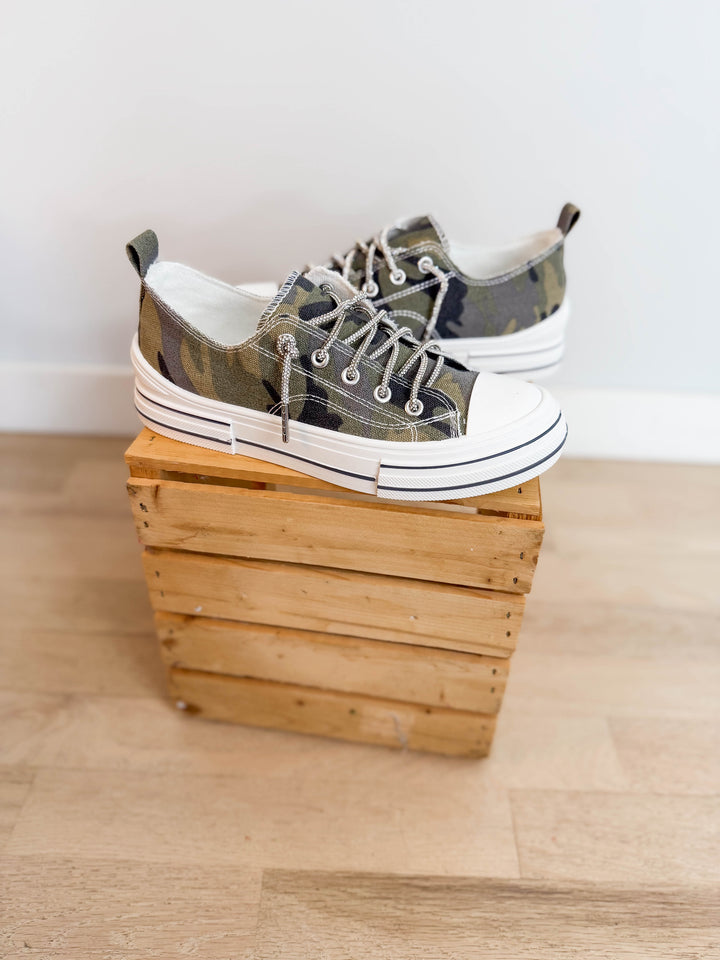 Amanda SilverLace Sneaker- CAMO