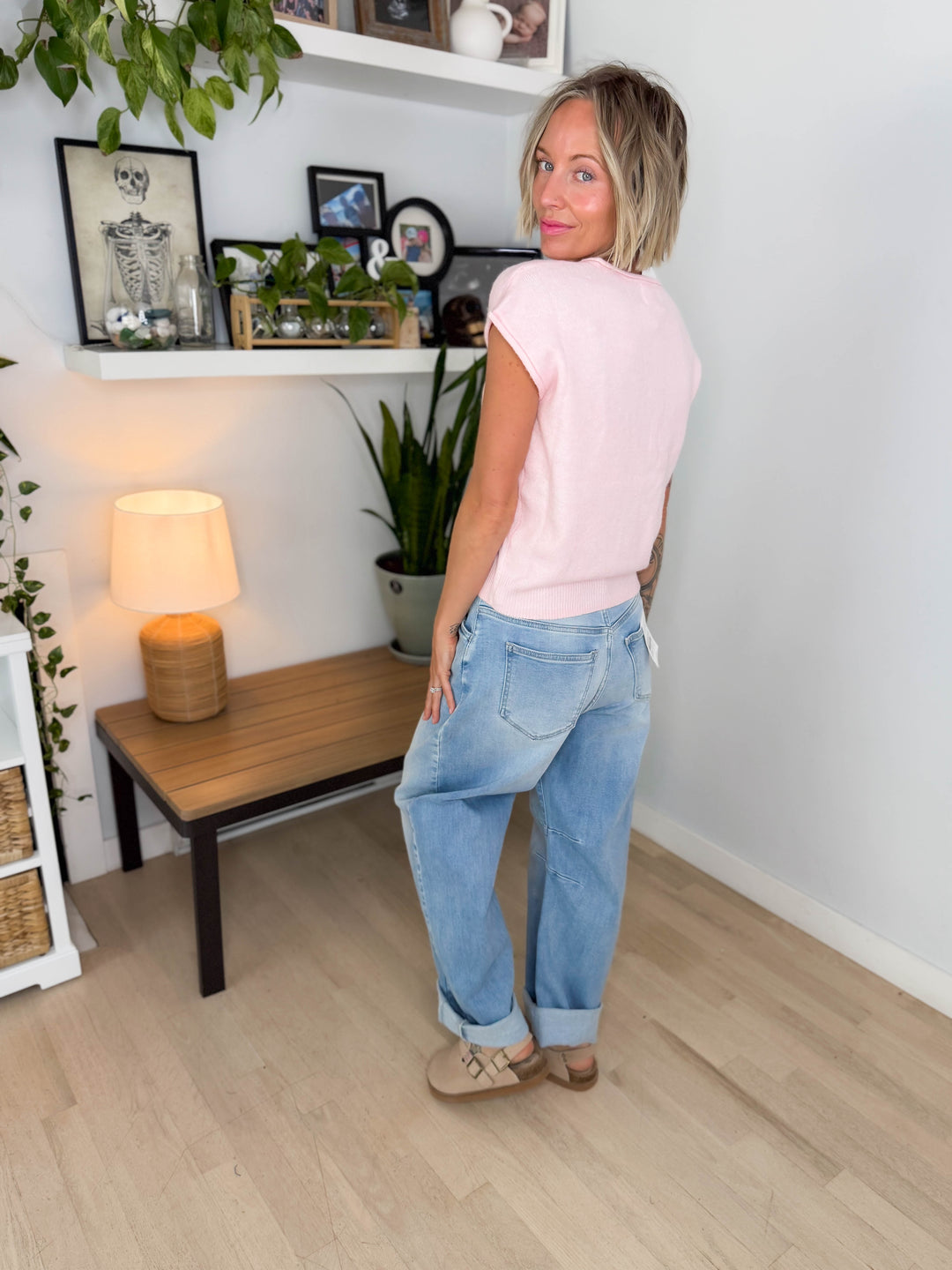 Tawny Sleeveless Button Up Cardigan- PINK