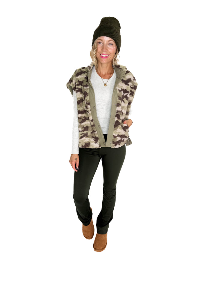 Incognito Camo Sherpa Vest