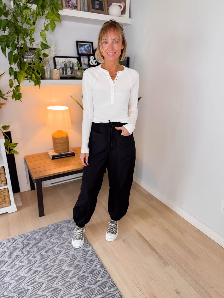 Mono B Breeze Micro Ribbed Henley Top- BASIC WHITE