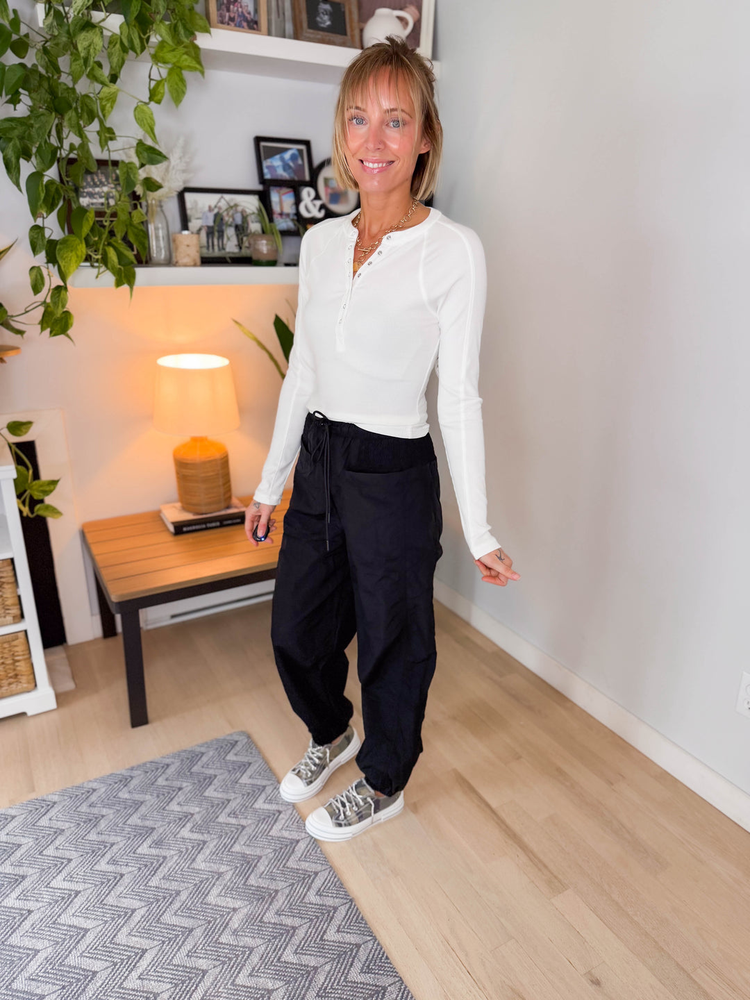 Mono B Breeze Micro Ribbed Henley Top- BASIC WHITE