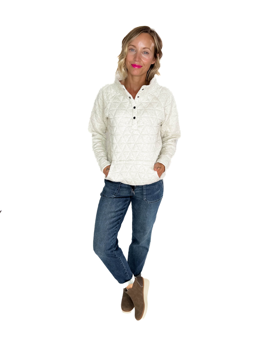 MICHELLE MAE Georgia Quilted Snap Button Pullover- OATMEAL **PRE-ORDER SEPT 10TH ETA**