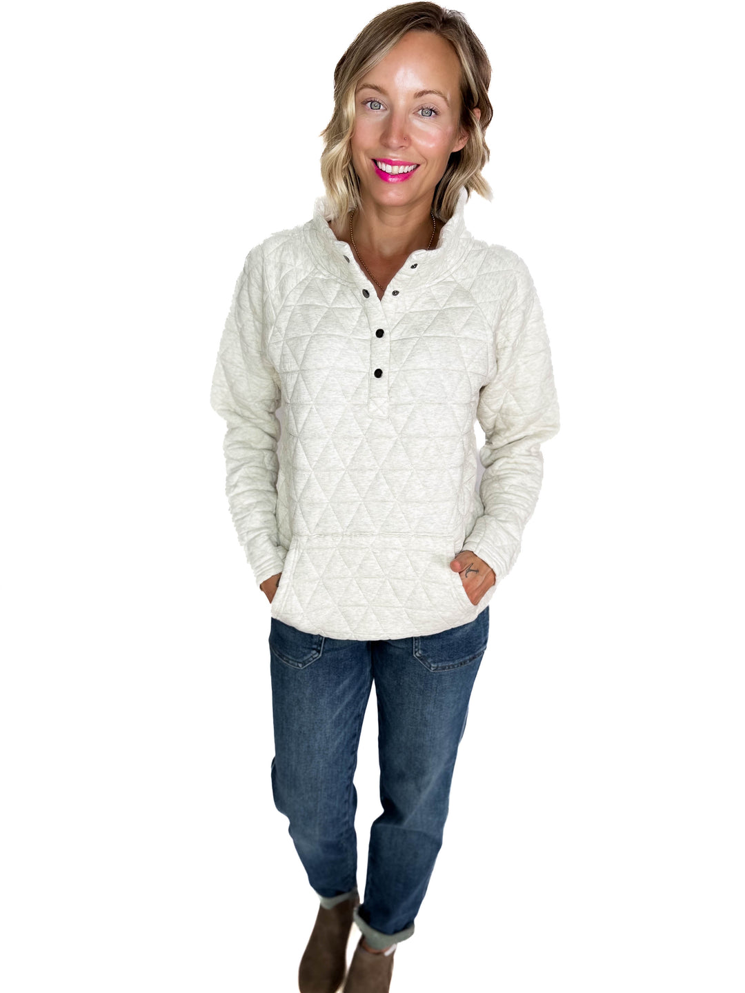MICHELLE MAE Georgia Quilted Snap Button Pullover- OATMEAL **PRE-ORDER SEPT 10TH ETA**