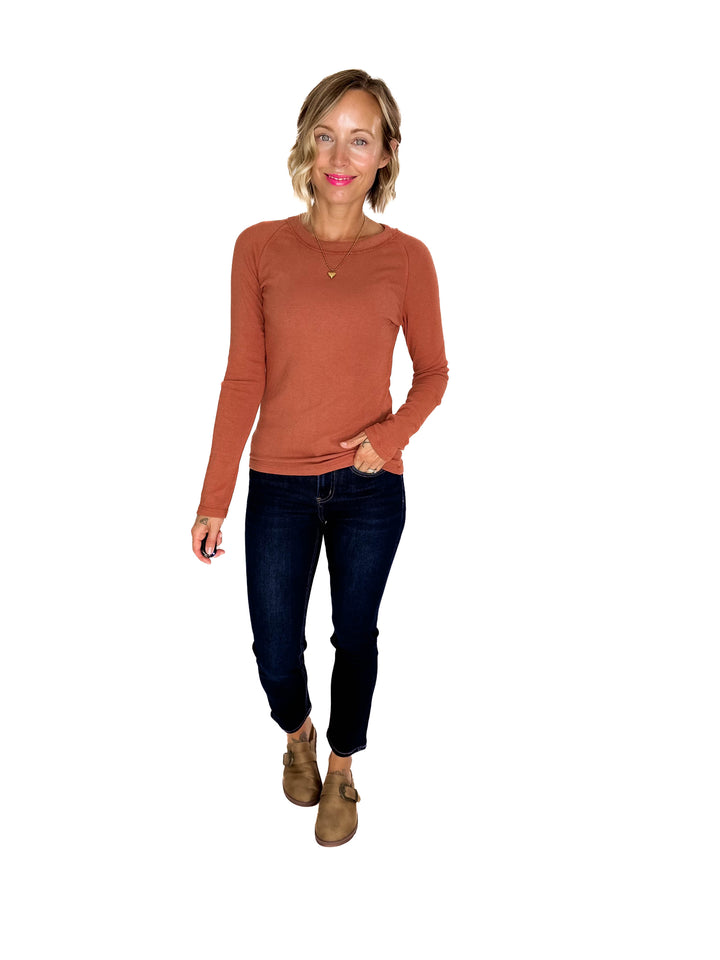 Cullen Raglan Sleeve Top- TERRACOTTA