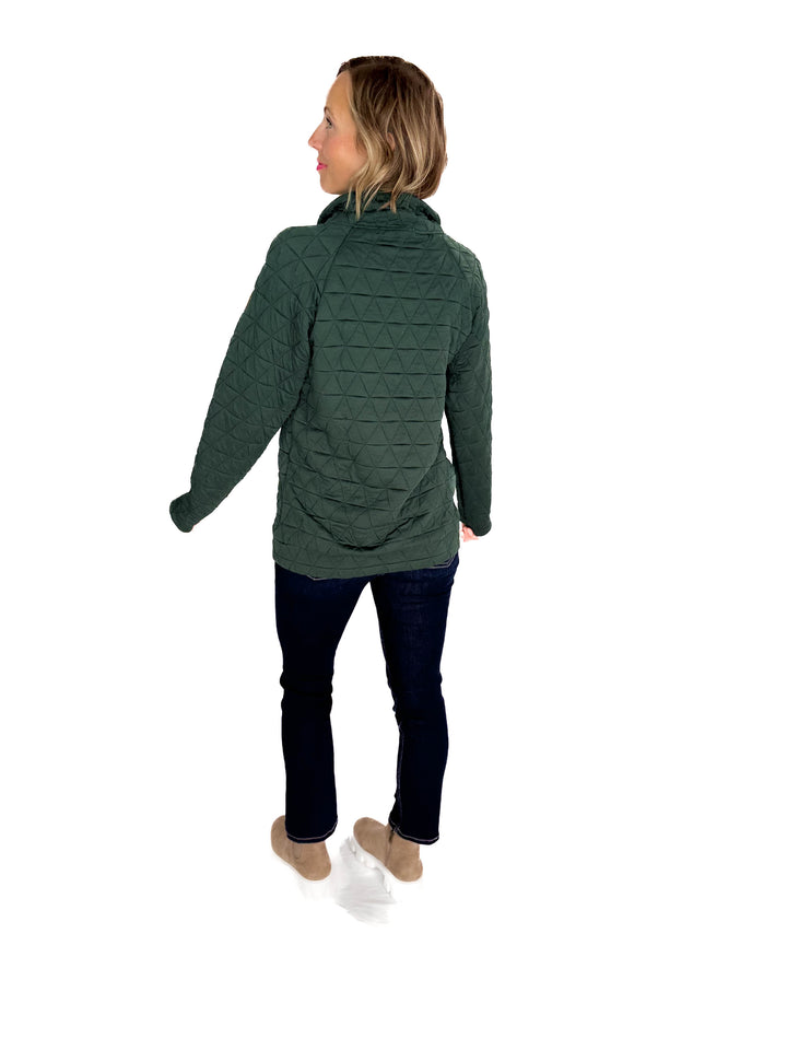 MICHELLE MAE Georgia Quilted Snap Button Pullover- HUNTER GREEN **PRE-ORDER ETA SPET 10**