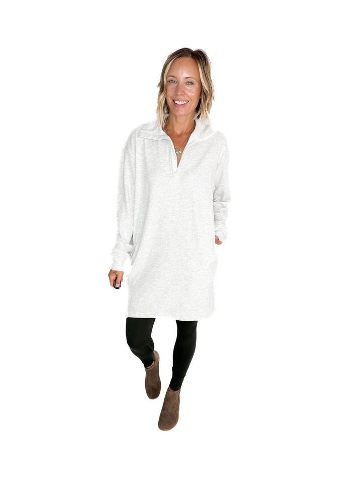 Logan 1/4 Zip Tunic Pullover- HTHR GREY