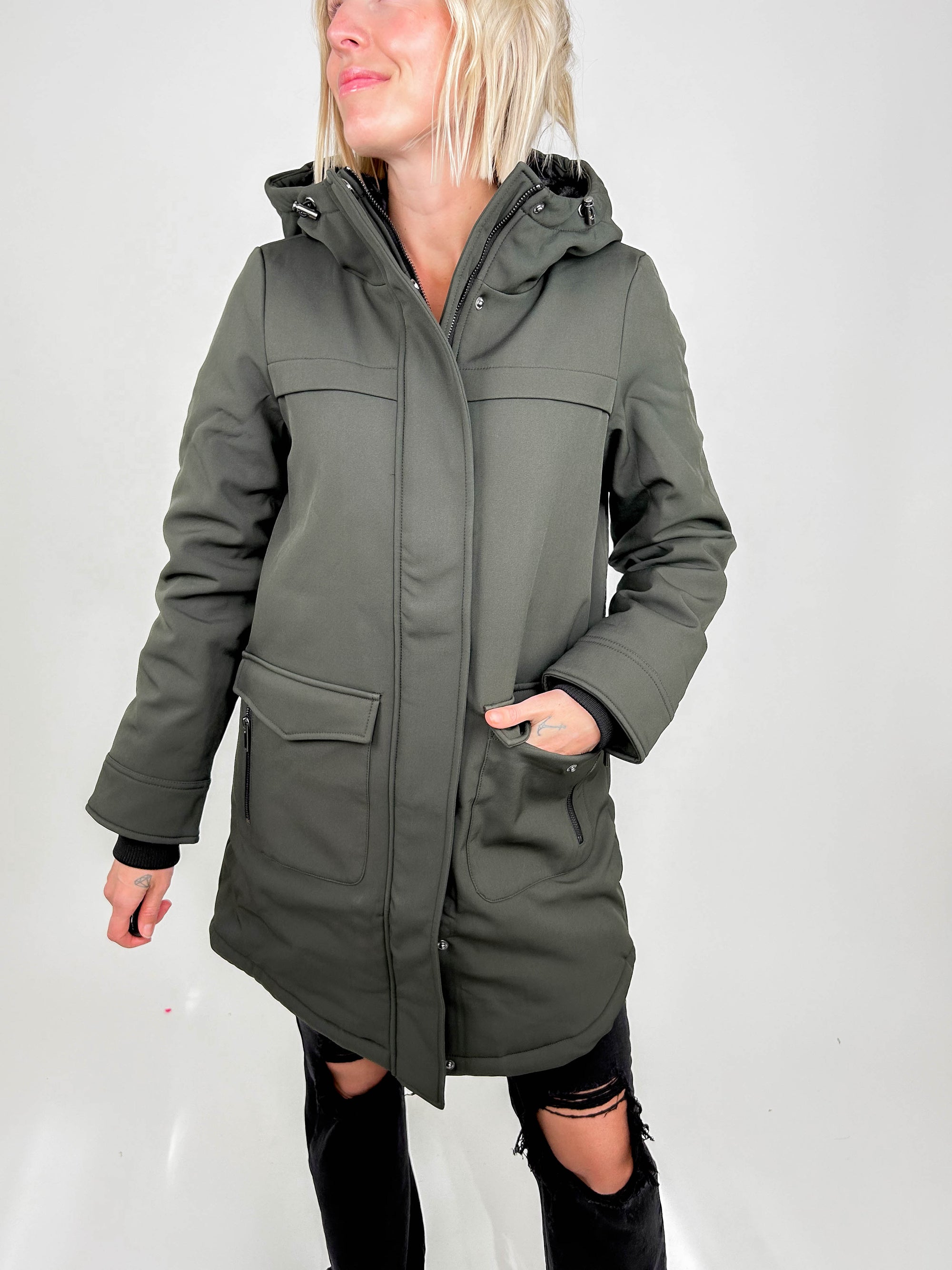 Shasta Insulated Water Repellent Parka- BLACK FOREST-FINAL SALE