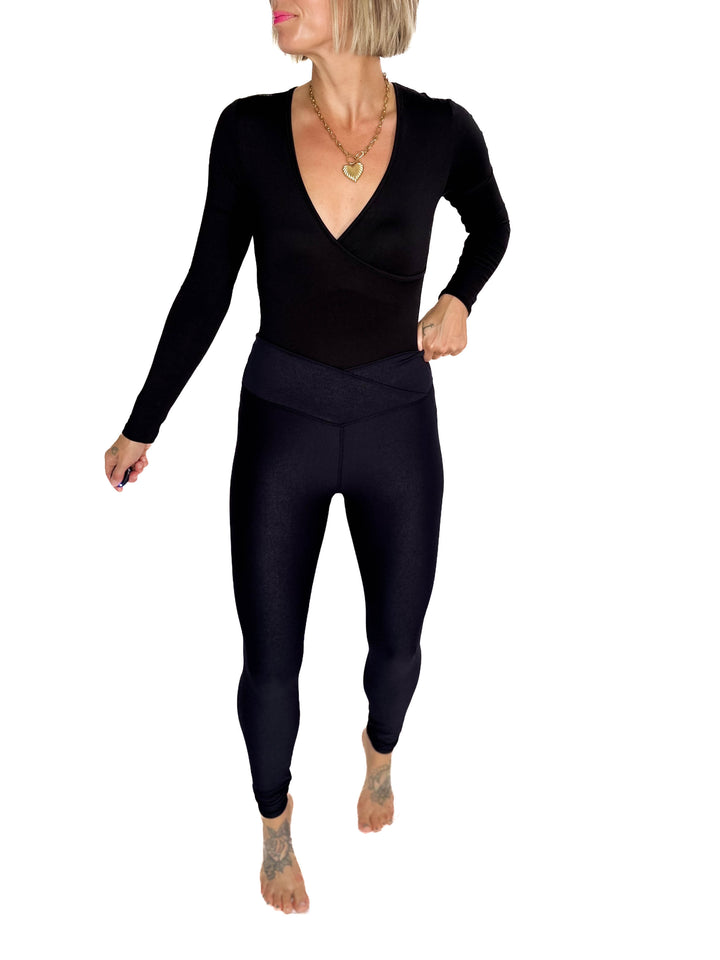 MONO B Harper Faux Leather Foil Legging