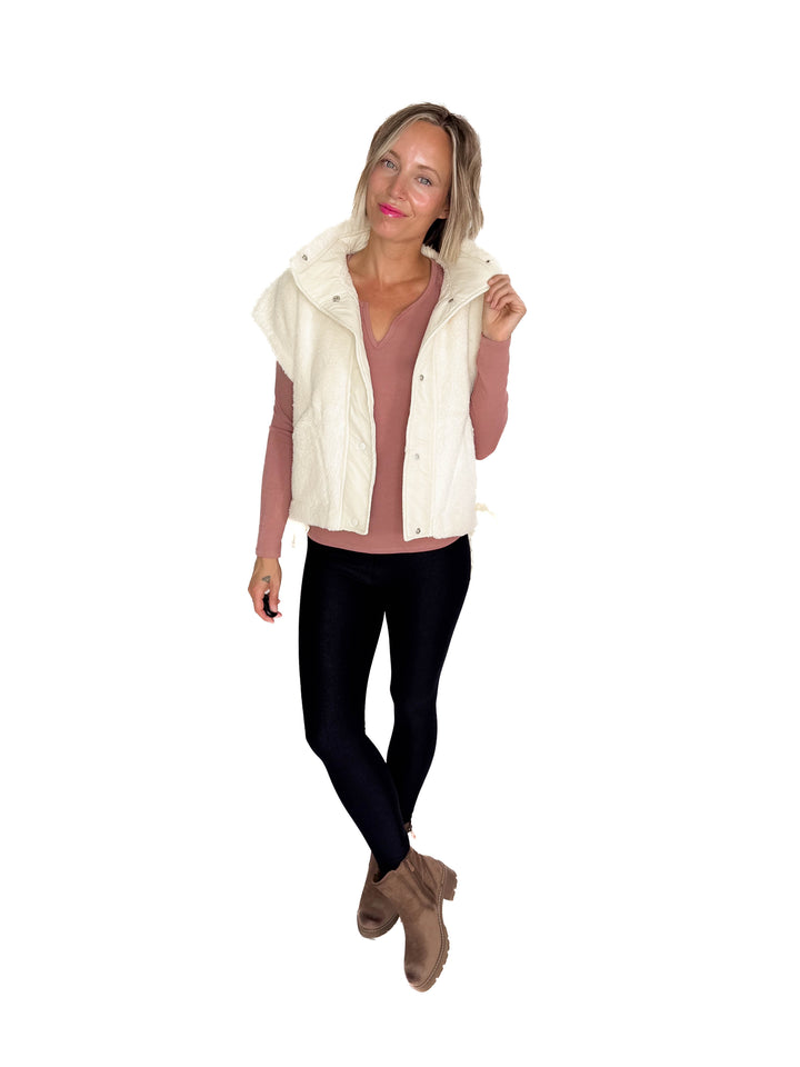 Roxannie Sherpa Vest- CREAM