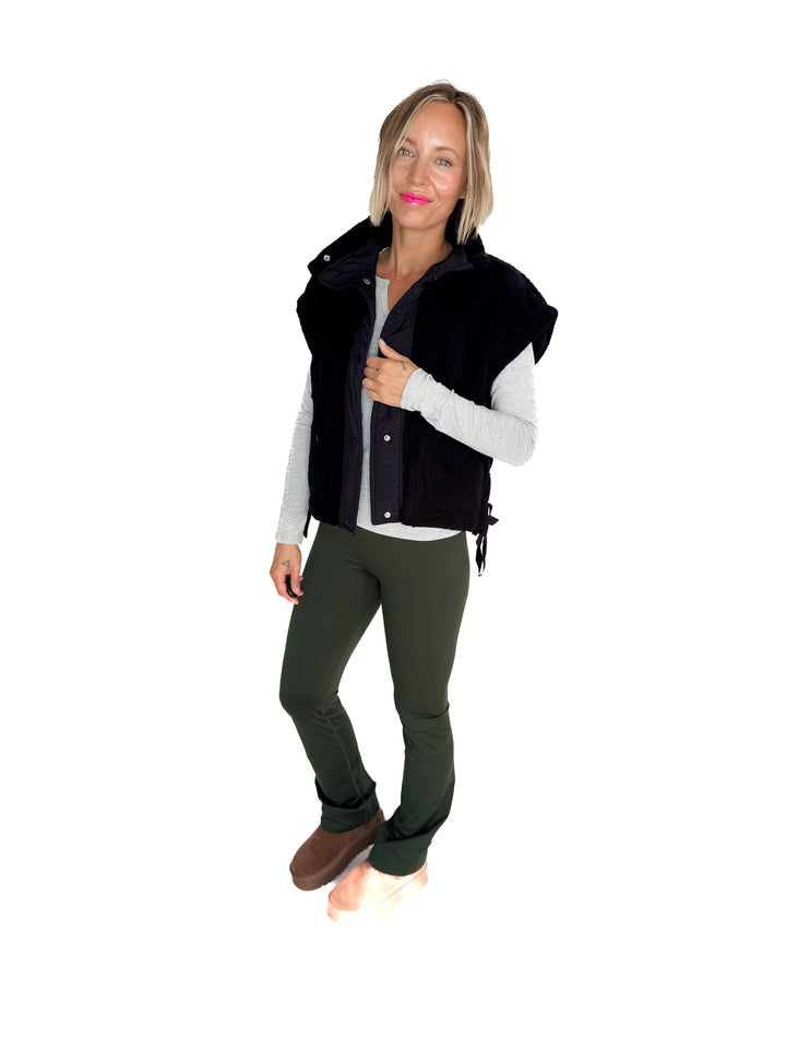 Roxannie Sherpa Vest- BLACK