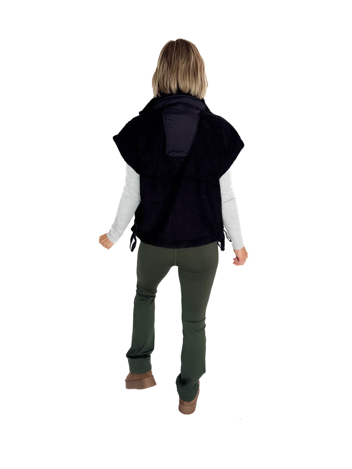 Roxannie Sherpa Vest- BLACK