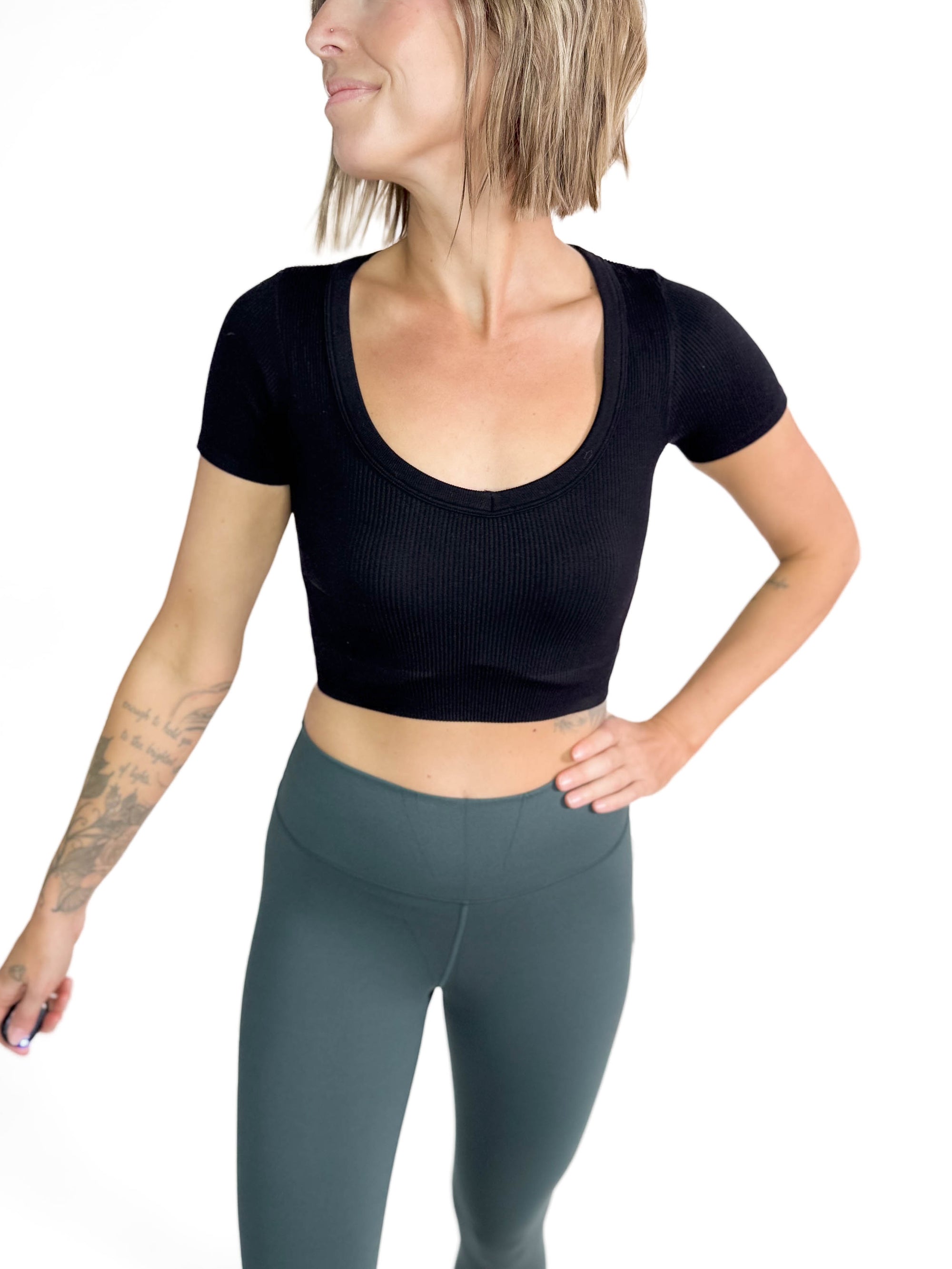 Must Have Seamless Short Sleeve Brami Top- BLACK